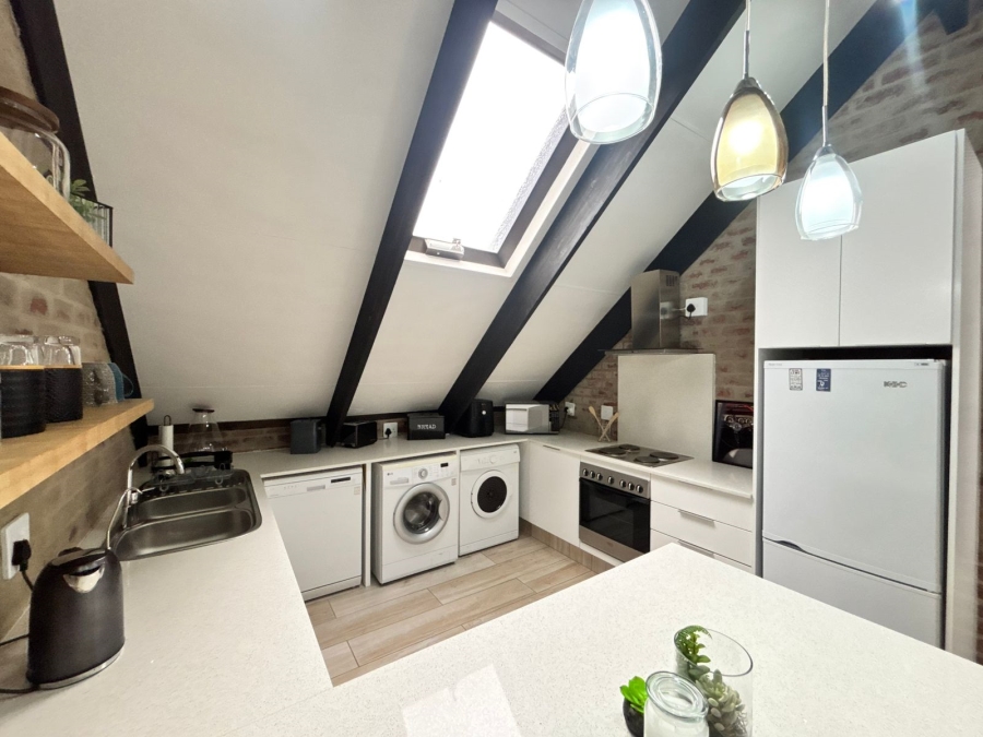 5 Bedroom Property for Sale in Grimbeeck Park North West